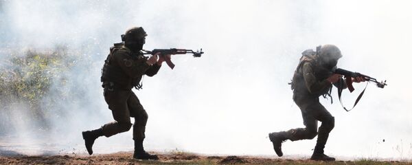 Los militares ucranianos - Sputnik Mundo