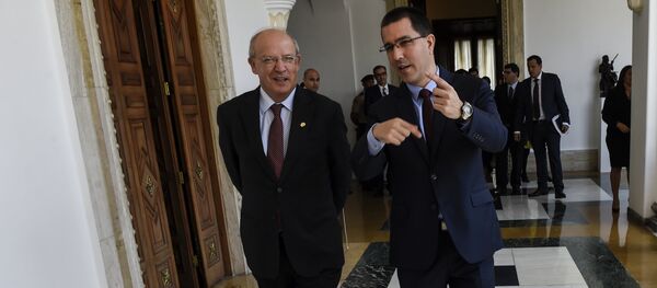 El canciller portugués, Augusto Santos Silva, y su homólogo venezolano, Jorge Arreaza (archivo) El canciller portugués, Augusto Santos Silva, y su homólogo venezolano, Jorge Arreaza (archivo) - Sputnik Mundo