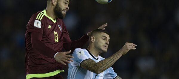 Jhon Chancellor (izquierda), defensor de la selección venezolana - Sputnik Mundo