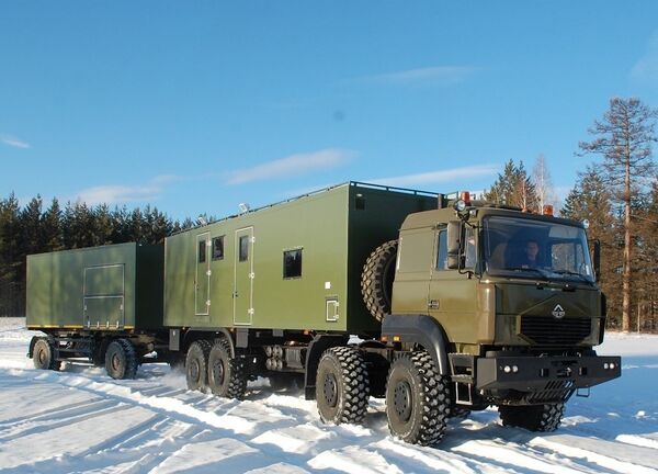 El puesto de control móvil Taganay-8778 - Sputnik Mundo