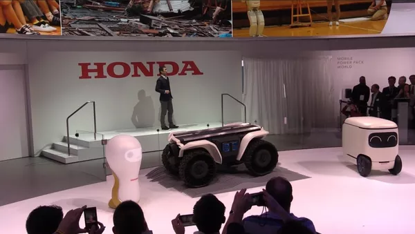 Tres nuevos robots, al rescate de la raza humana