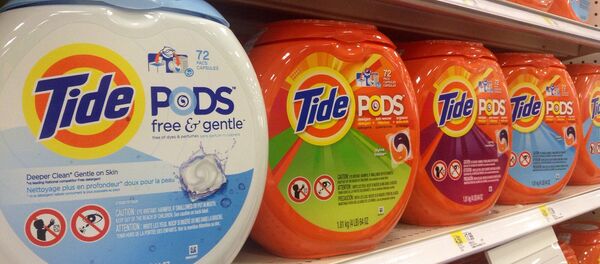 Tide pods en una tienda - Sputnik Mundo