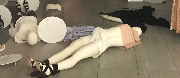 Una tienda de H&M en Sandton, Sudáfrica - Sputnik Mundo