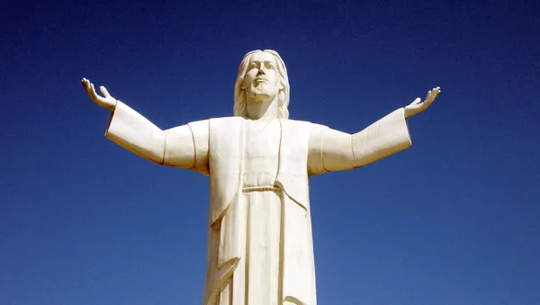 La estatua del Cristo del Pacífico, foto de archivo