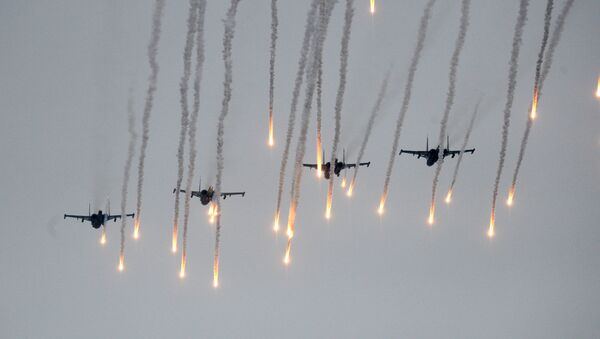 Cazas Su-25 - Sputnik Mundo