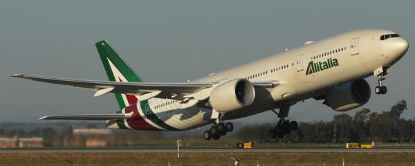 El avión EI-DBL de Alitalia, bautizado Sestriere, que lleva al papa Francisco a Chile desde Roma - Sputnik Mundo