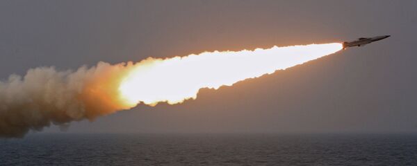 Misil antibuque supersónico, imagen ilustrativa - Sputnik Mundo
