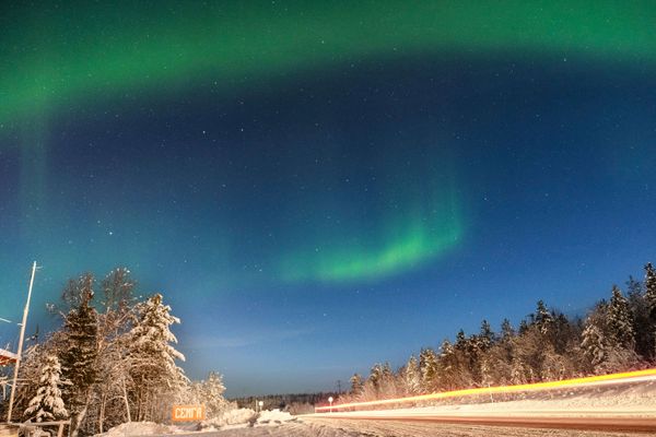 La hipnótica danza de la aurora boreal en el Ártico ruso La hipnótica danza de la aurora boreal en el Ártico ruso - Sputnik Mundo