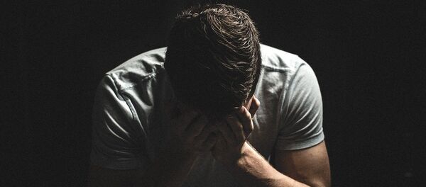 Un hombre triste - Sputnik Mundo