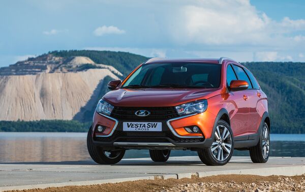 Un Lada Vesta SW Cross - Sputnik Mundo