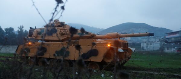 Ejército de Turquía en la frontera con Siria - Sputnik Mundo