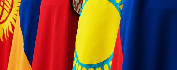 Banderas de países de la Unión Económica Euroasiática - Sputnik Mundo