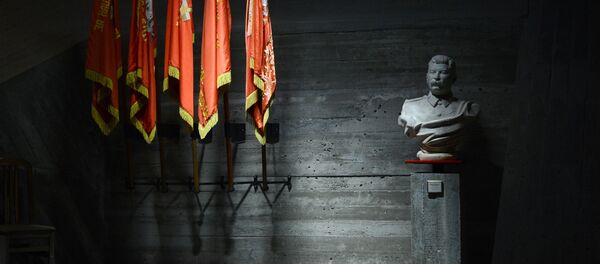 El busto de Iósif Stalin El busto de Iósif Stalin - Sputnik Mundo