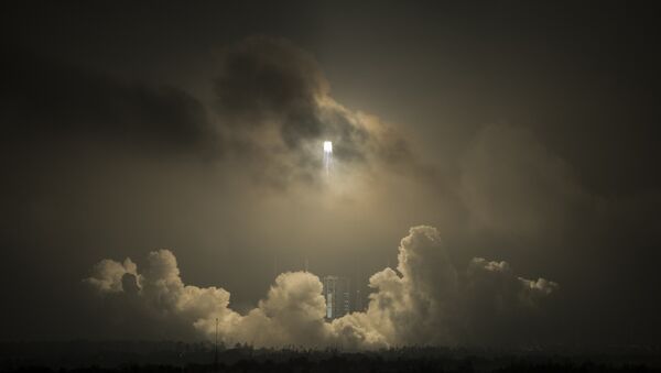 Lanzamiento de un cohete chino Larga Marcha (archivo) - Sputnik Mundo