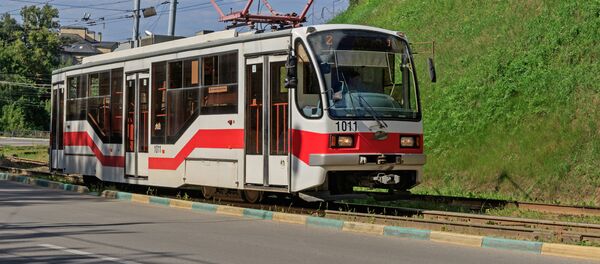 Tranvía 71−407 en Nizhni Nóvgorod Tranvía 71−407 en Nizhni Nóvgorod - Sputnik Mundo