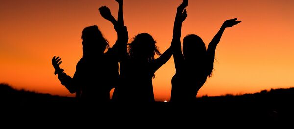 Los bailes (imagen referencial) - Sputnik Mundo