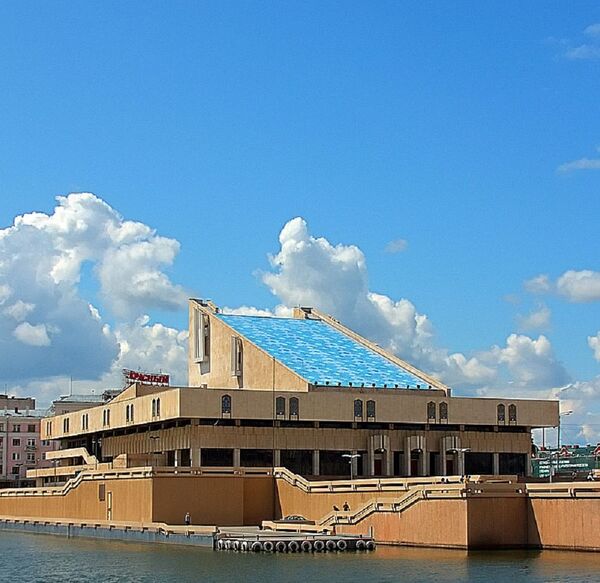 El teatro Galiaskar Kamal, en Kazán  - Sputnik Mundo