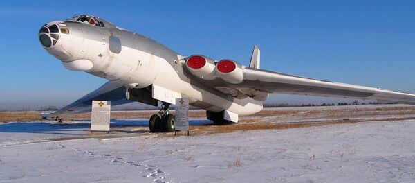 Bombardero M-4 Bison (archivo) Bombardero M-4 Bison (archivo) - Sputnik Mundo