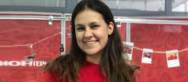 Mariluna Panduro Degtyar, candidata a voluntaria del Mundial de 2018 - Sputnik Mundo