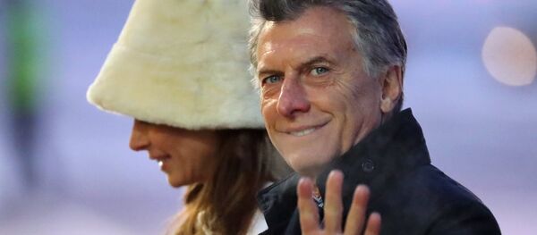 Mauricio Macri, presidente de Argentina, llega a Rusia junto a su esposa Juliana Awada - Sputnik Mundo