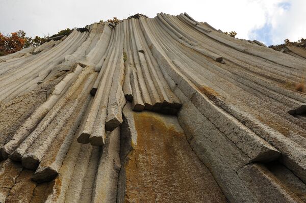 La 'perla negra' de las Kuriles: la belleza de la isla de Kunashir - Sputnik Mundo