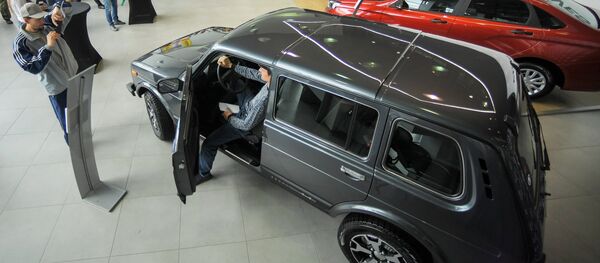 Un Lada Niva en una exposición Un Lada Niva en una exposición - Sputnik Mundo