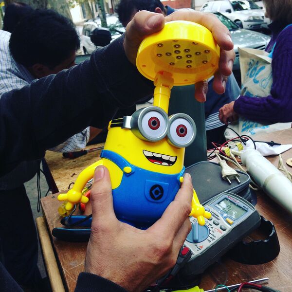 Sesión del Club de Reparadores en Argentina - Sputnik Mundo