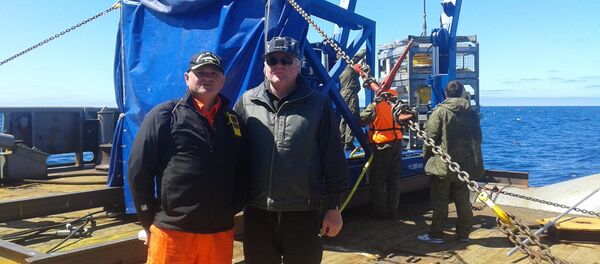 Yuri Andrushchak (derecha), coordinador de las tareas de búsqueda del submarino San Juan - Sputnik Mundo