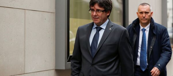 Carles Puigdemont, el líder independentista y el expresidente del Gobierno de Cataluña - Sputnik Mundo