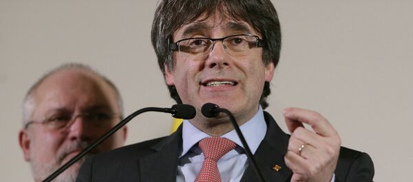 Carles Puigdemont, el expresidente catalán y líder independentista - Sputnik Mundo