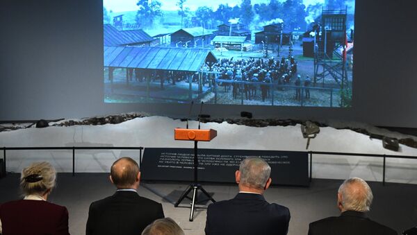 El presidente de Rusia, Vladímir Putin y el primer ministro de Israel, Benjamín Netanyahu durante las actividades dedicadas al Día Internacional de Conmemoración de las Víctimas del Holocausto - Sputnik Mundo