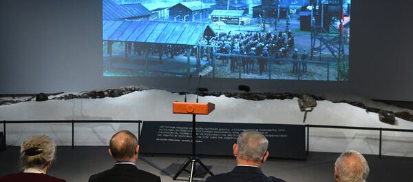 El presidente de Rusia, Vladímir Putin y el primer ministro de Israel, Benjamín Netanyahu durante las actividades dedicadas al Día Internacional de Conmemoración de las Víctimas del Holocausto - Sputnik Mundo