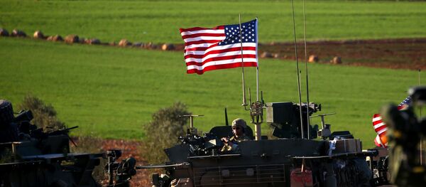 Militares estadounidenses en Manbij, foto de archivo - Sputnik Mundo