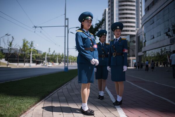 Damas de acero: mujeres policía de todo el mundo - Sputnik Mundo