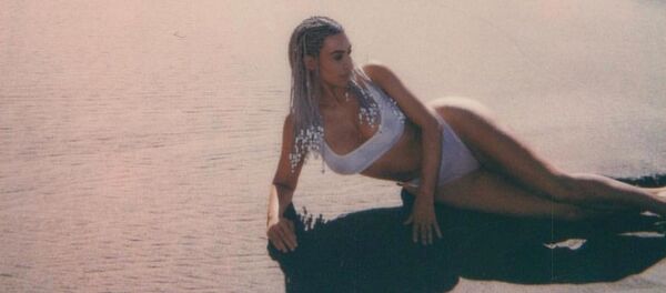 Kim Kardashian, celebridad estadounidense Kim Kardashian, celebridad estadounidense - Sputnik Mundo