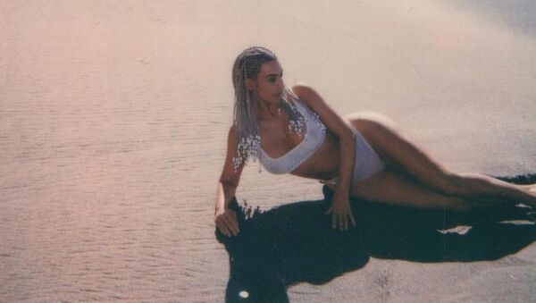 Kim Kardashian, celebridad estadounidense - Sputnik Mundo