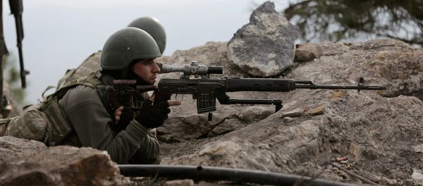 Militares turcos en Afrín - Sputnik Mundo