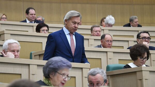 Alexéi Pushkov, senador ruso - Sputnik Mundo