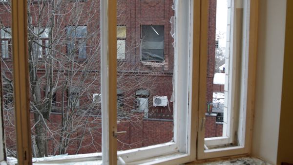 Consecuencias del atentado lanzado contra el edificio del Ministerio de Defensa de la autoproclamada República Popular de Donetsk Consecuencias del atentado lanzado contra el edificio del Ministerio de Defensa de la autoproclamada República Popular de Donetsk - Sputnik Mundo