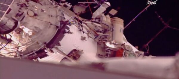 Increíble vídeo: una caminata espacial fuera de la EEI, en primera persona - Sputnik Mundo
