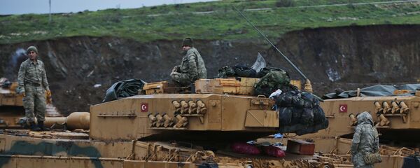 Militares turcos en Afrín - Sputnik Mundo