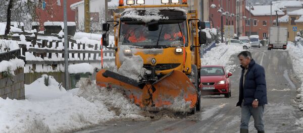 Una carretera en España - Sputnik Mundo