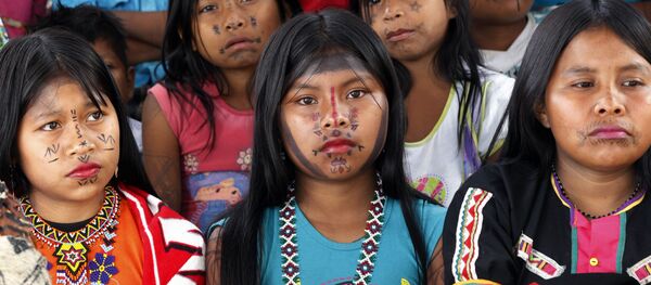Niñas de la etnia Embera de Colombia - Sputnik Mundo