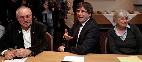 Carles Puigdemont, el líder independentista, en Bruselas - Sputnik Mundo