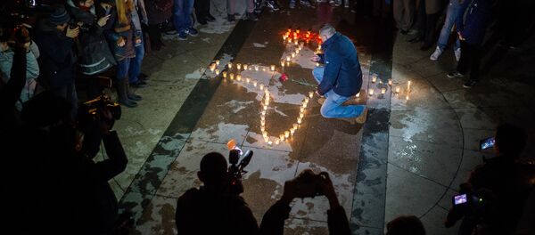 Homenaje al piloto ruso del Su-25 fallecido en Siria - Sputnik Mundo