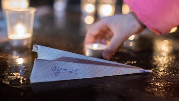 Una acción en memoria del piloto del Su-25 asesinado en Siria - Sputnik Mundo