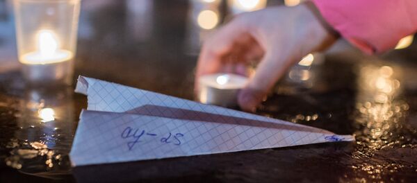 Una acción en memoria del piloto del Su-25 asesinado en Siria - Sputnik Mundo