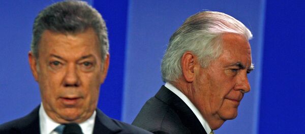 Presidente de Colombia, Juan Manuel Santos, y secretario de Estado de EEUU, Rex Tillerson - Sputnik Mundo
