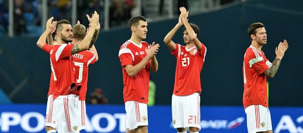 Jugadores de la selección rusa de fútbol - Sputnik Mundo