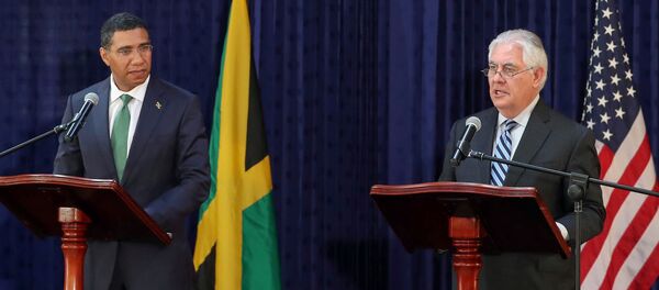 Primer ministro de Jamaica, Andrew Holness, y secretario de Estado de EEUU, Rex Tillerson - Sputnik Mundo